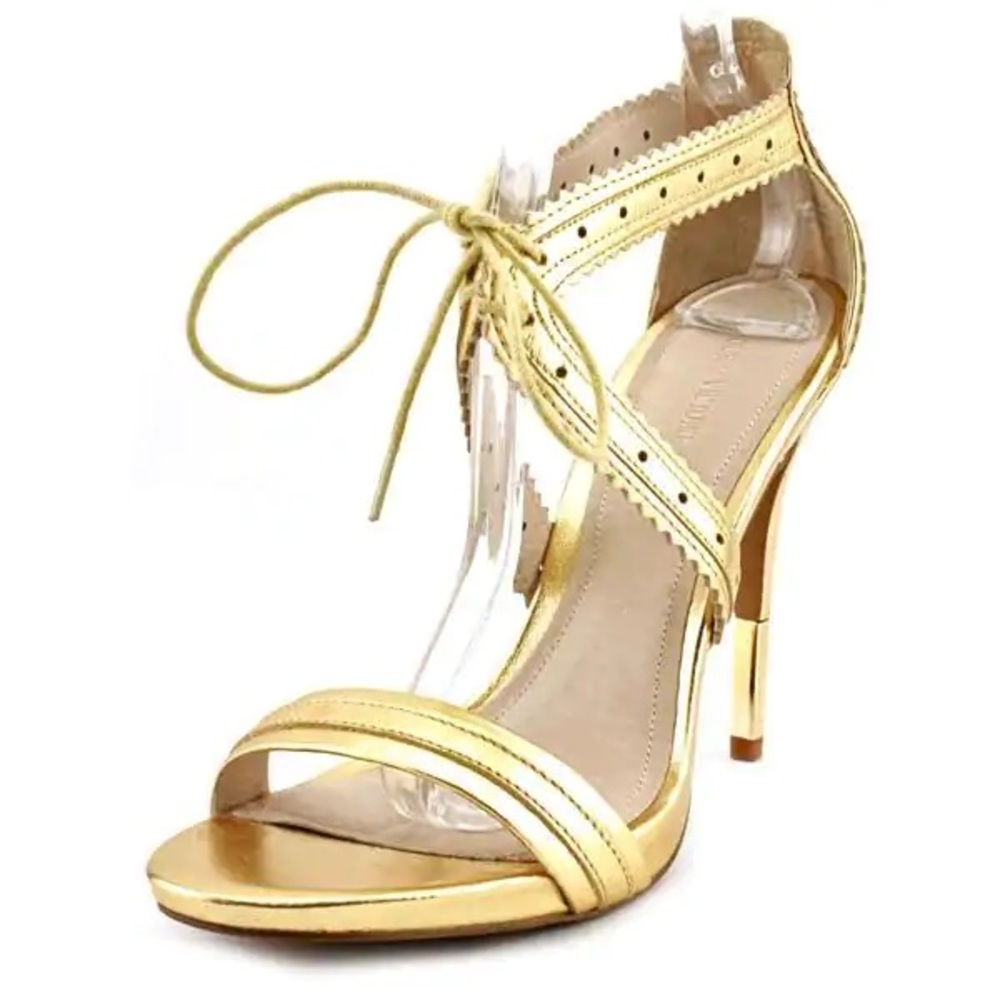 Pour La Victoire Shanna Heels